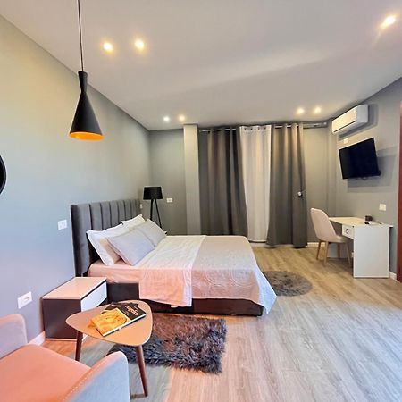 Belix Hotel Apartments, Near The Beach Durrës Eksteriør bilde