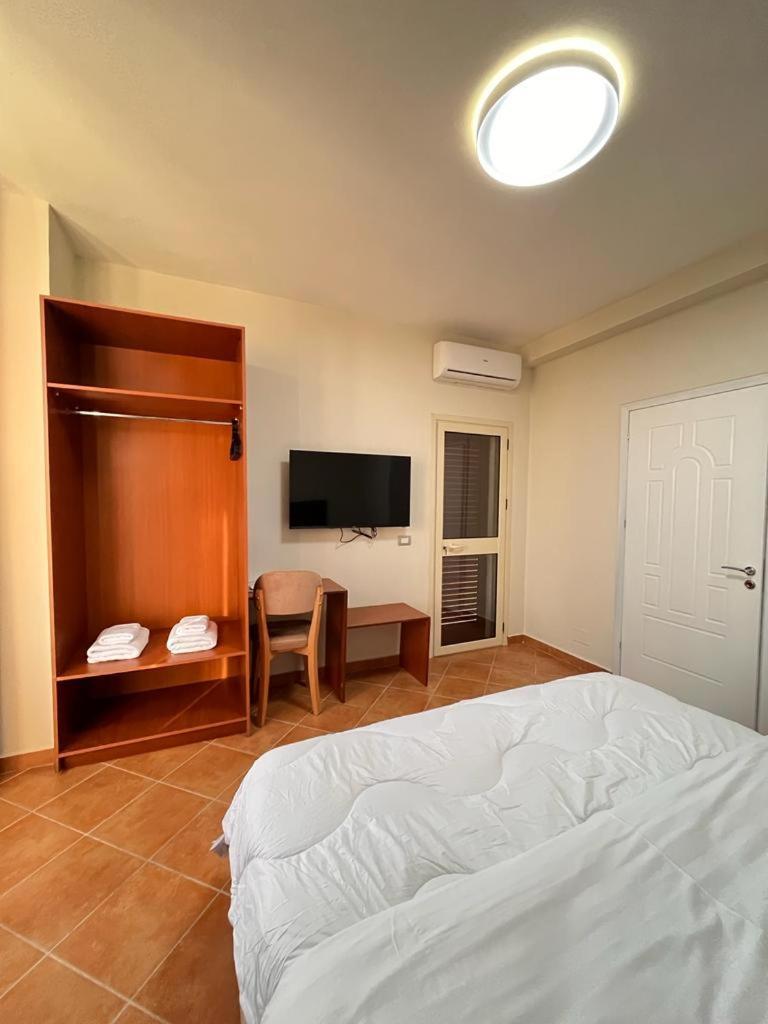 Belix Hotel Apartments, Near The Beach Durrës Eksteriør bilde