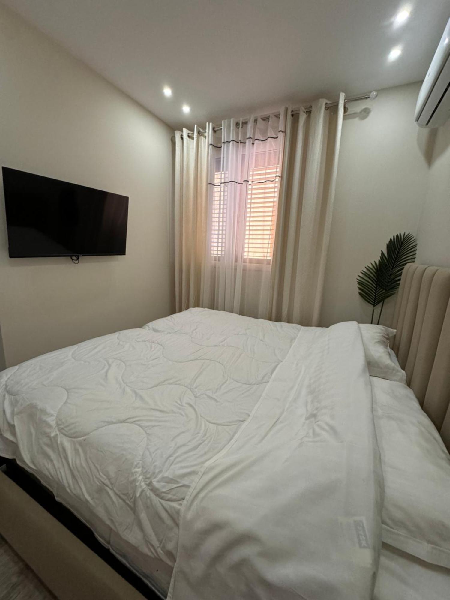 Belix Hotel Apartments, Near The Beach Durrës Eksteriør bilde