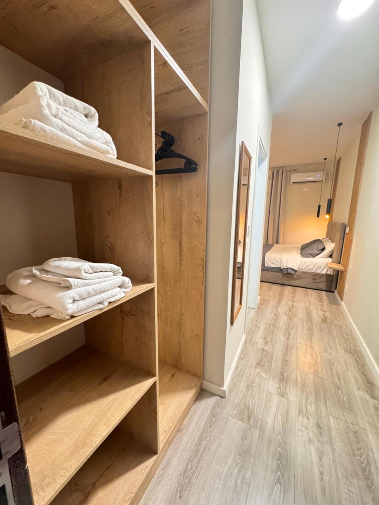 Belix Hotel Apartments, Near The Beach Durrës Eksteriør bilde